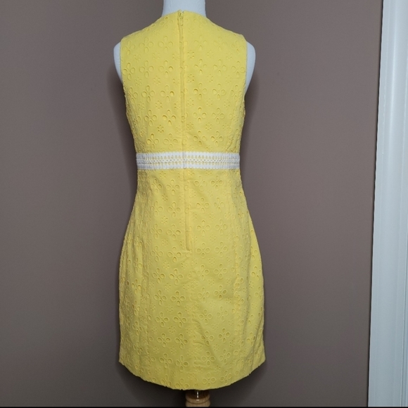 Lilly Pulitzer St Tropez Floral Cross Eyelet Dress - Picture 10 of 16